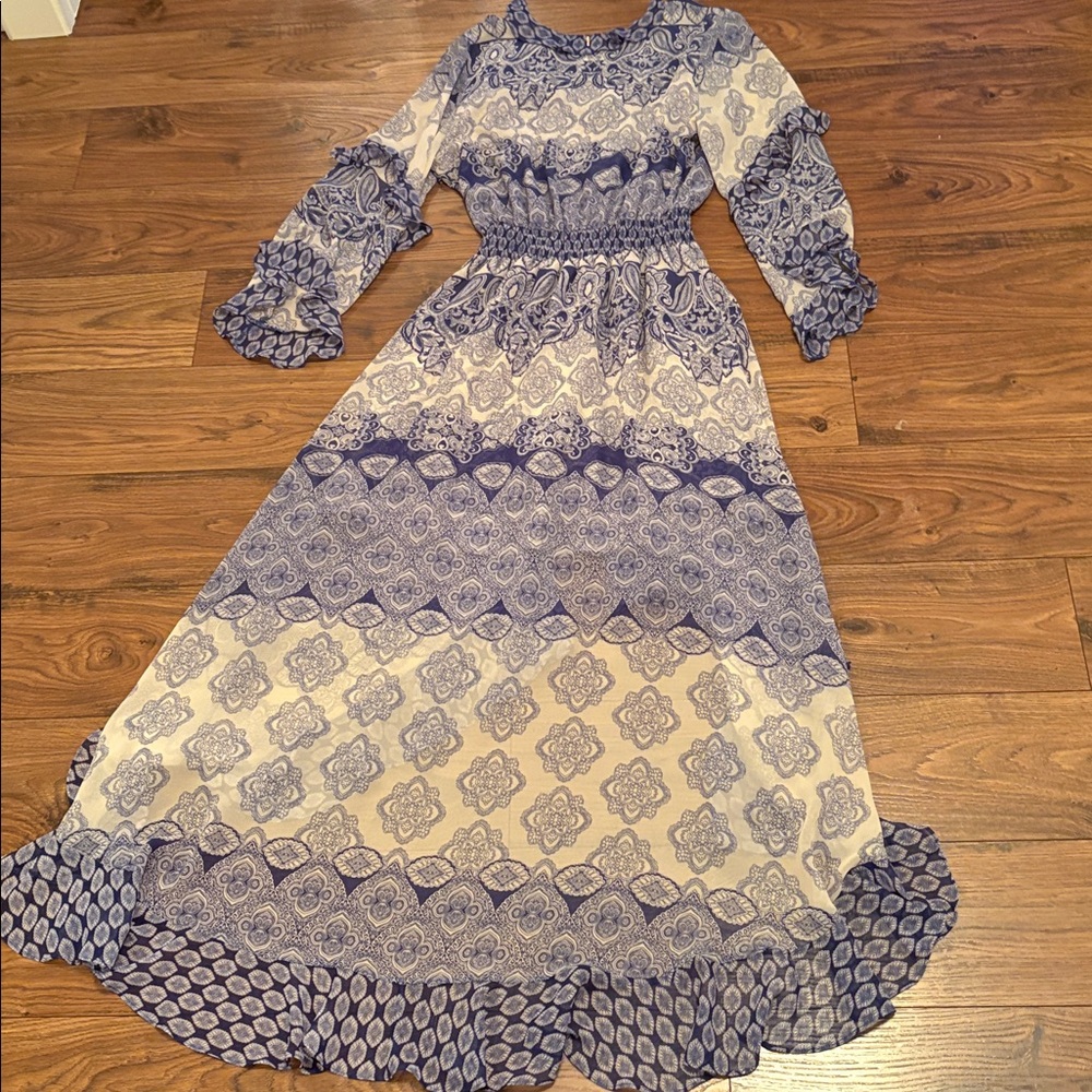 Misa Los Angeles High/Low Bohemian Maxi Dress with Blue and Cream Patterns - Picture 11 of 13